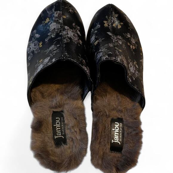 Jambu Shoes - Jambu black leather floral clogs women's 9.5 Fur Lined EUC